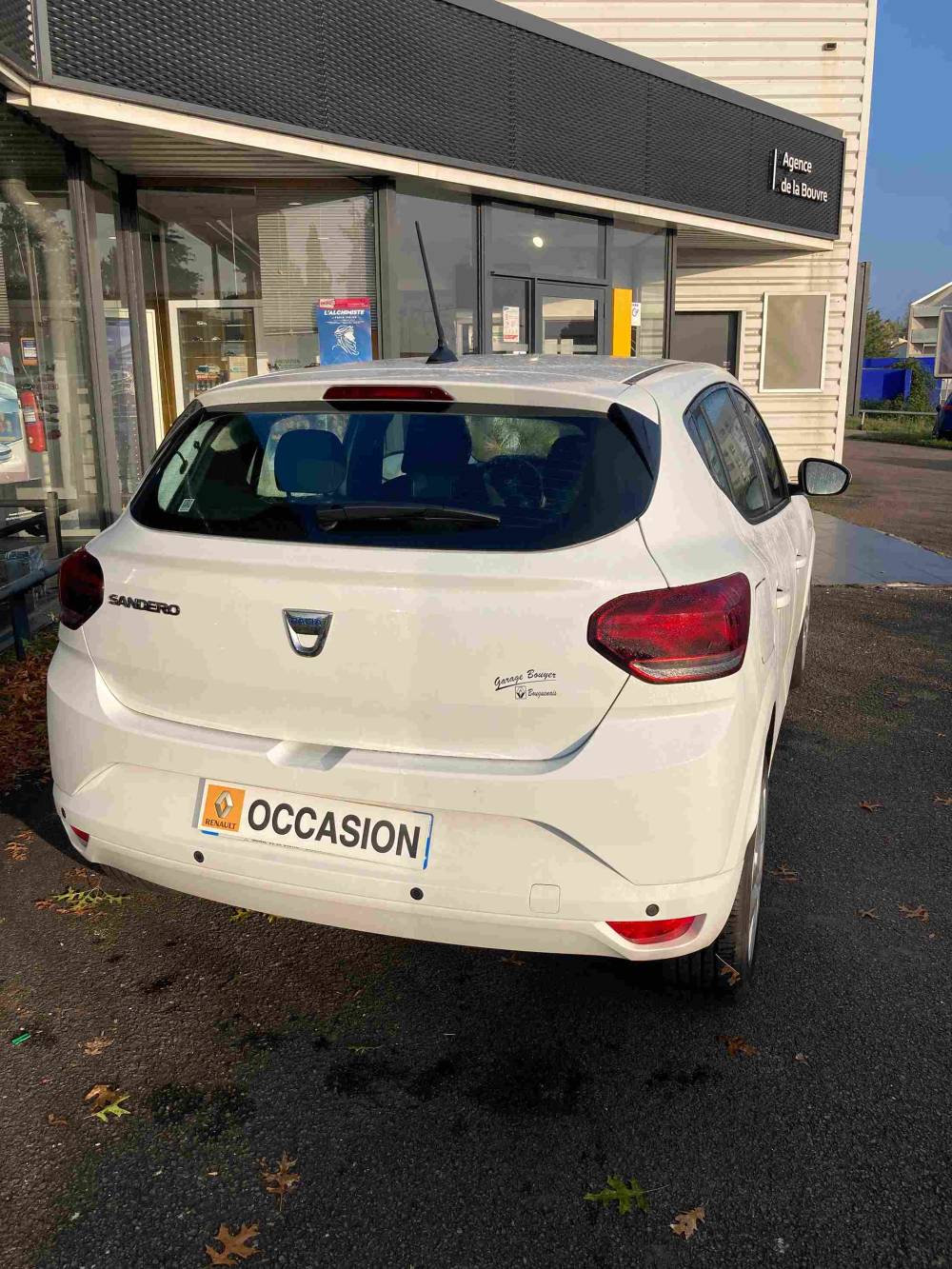 Sandero blanche 5