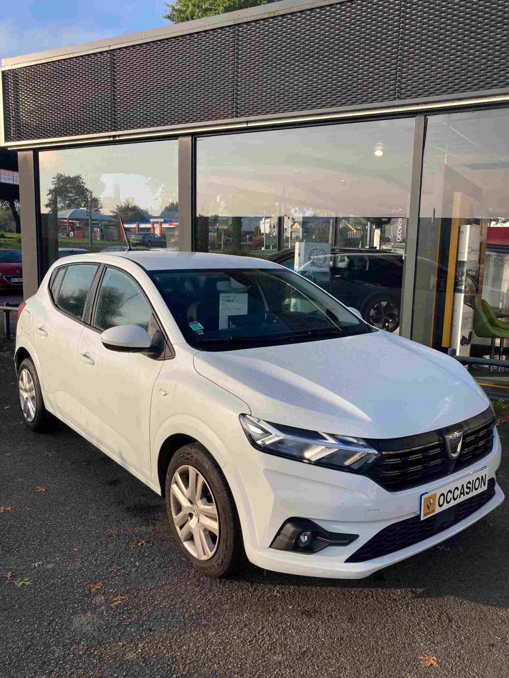 Sandero blanche3