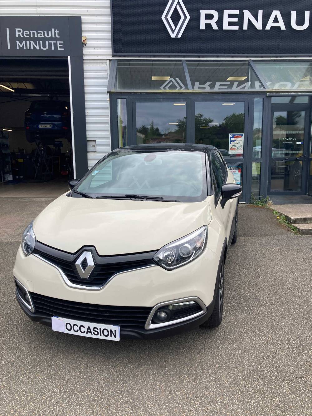 Captur beige 1