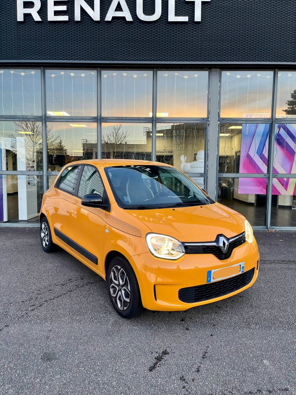 Twingo sce 65 jaune 2_2_11zon