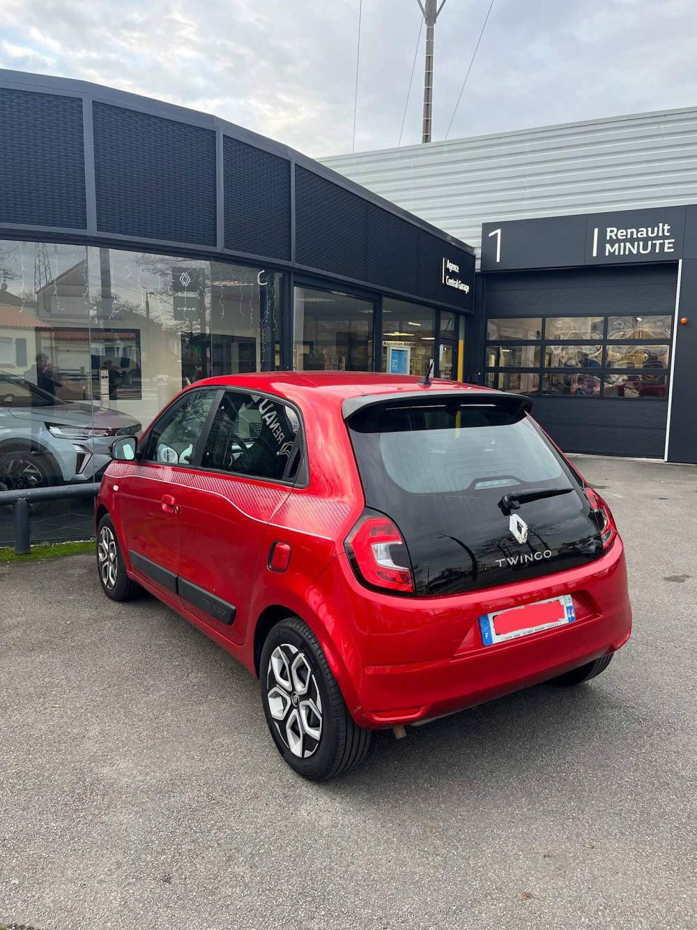 Twingo sce 65 rouge 6_6_11zon