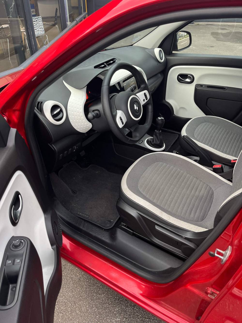 Twingo sce 65 rouge 7_7_11zon